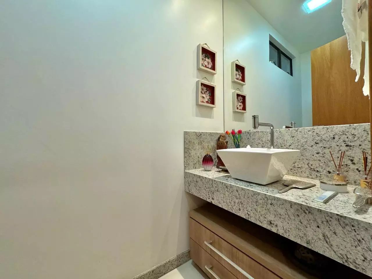 Apartamento à venda com 2 quartos, 78m² - Foto 18