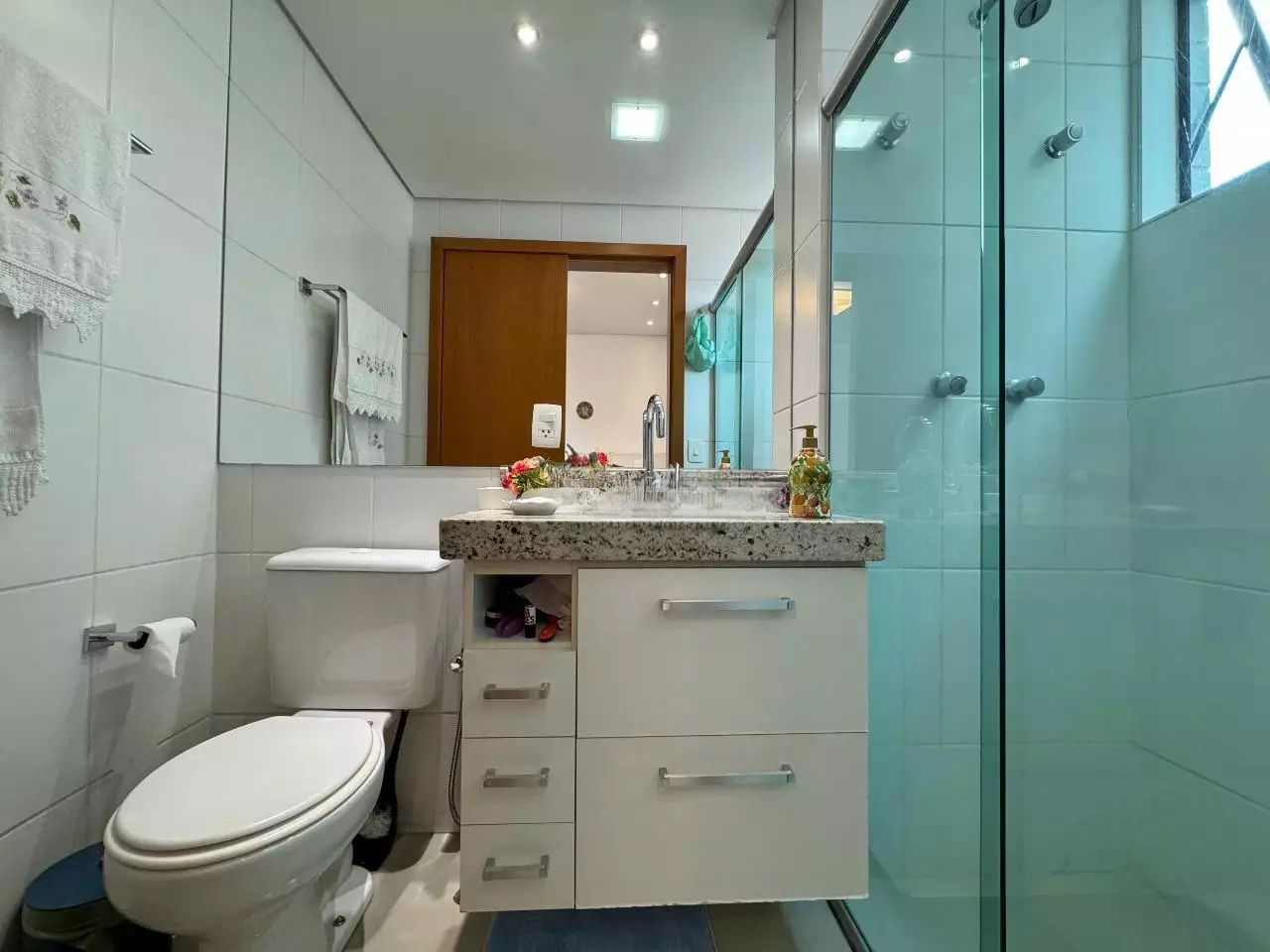 Apartamento à venda com 2 quartos, 78m² - Foto 20