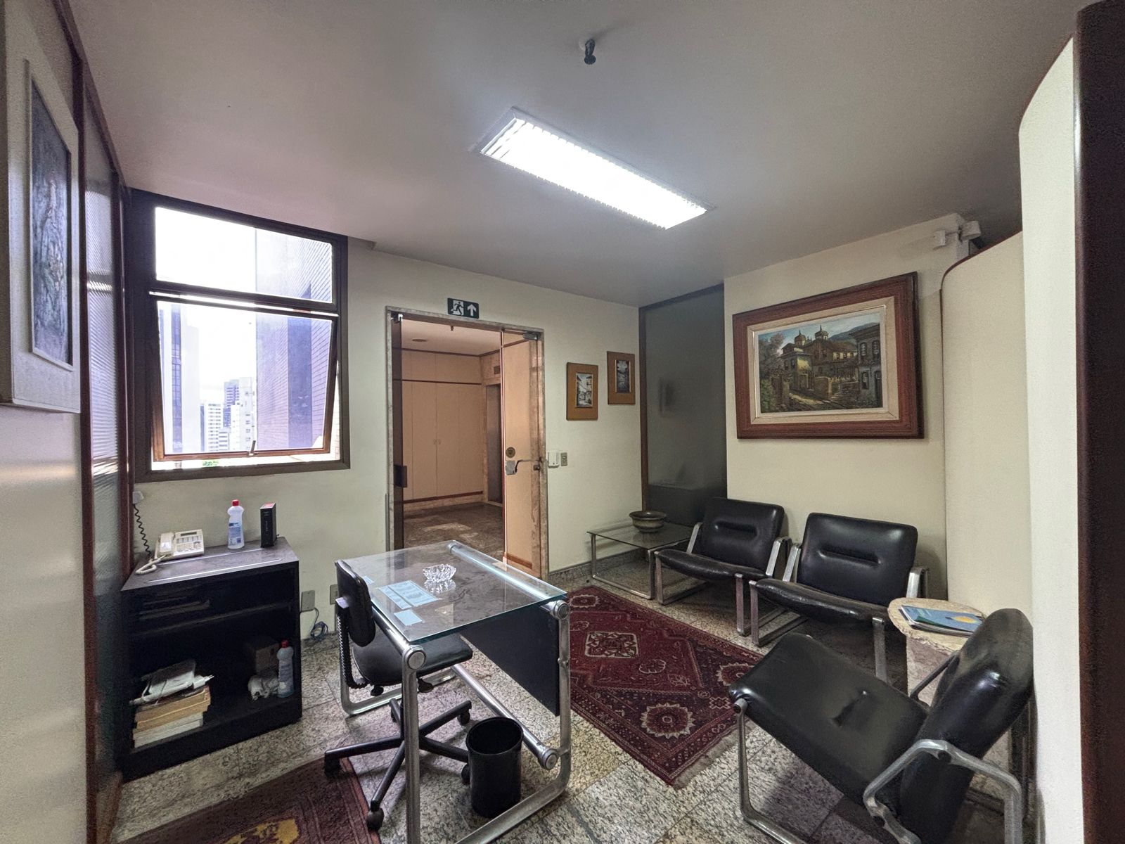 Conjunto Comercial-Sala para alugar com 9 quartos, 280m² - Foto 5