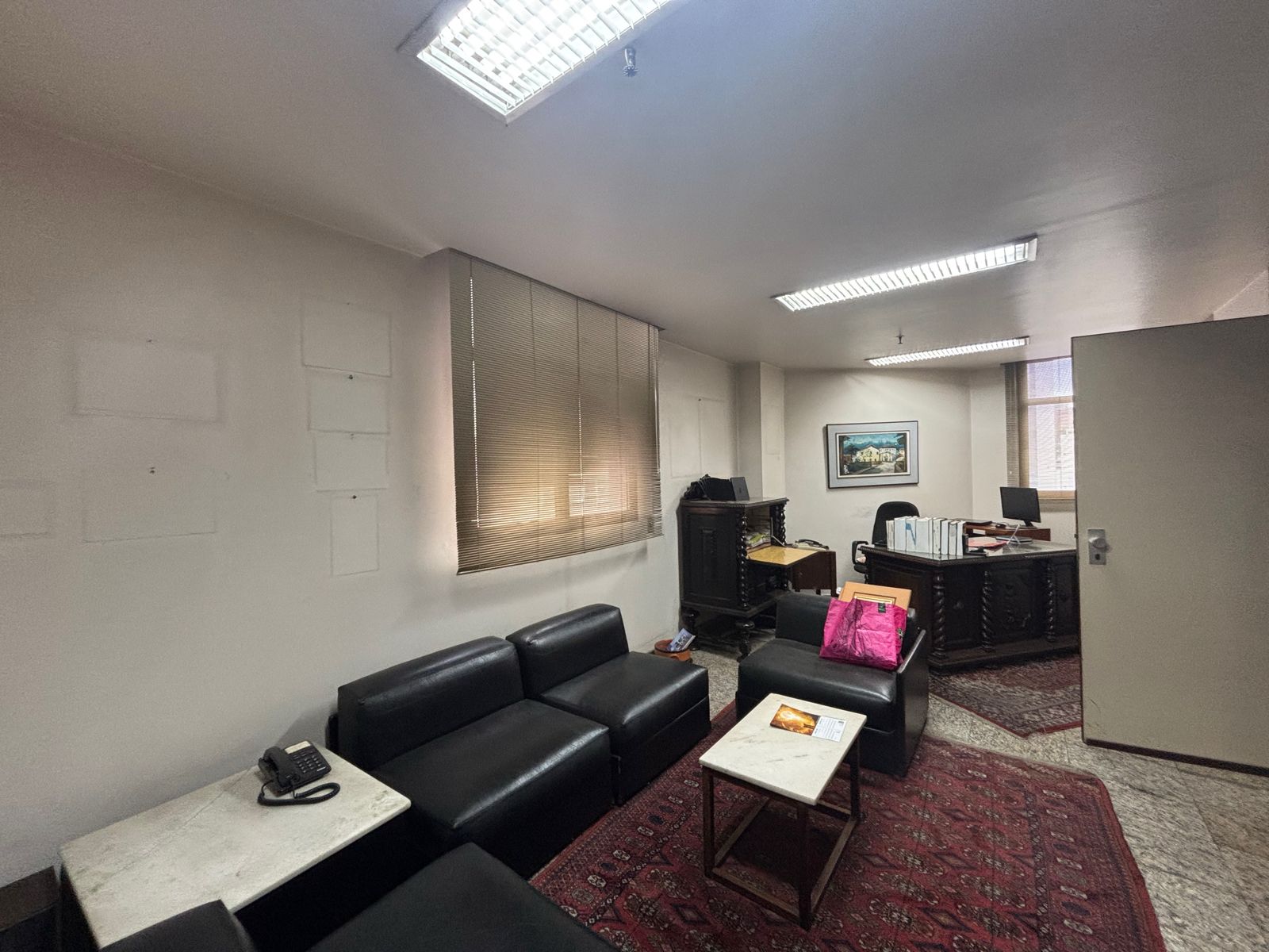 Conjunto Comercial-Sala para alugar com 9 quartos, 280m² - Foto 12