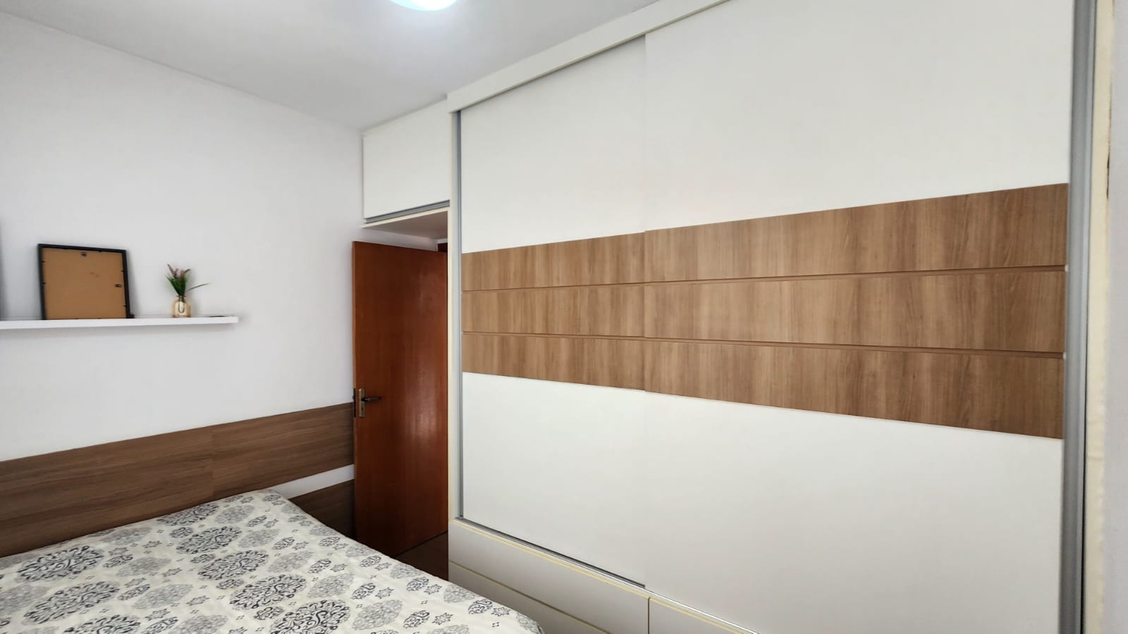 Apartamento à venda com 2 quartos, 67m² - Foto 12