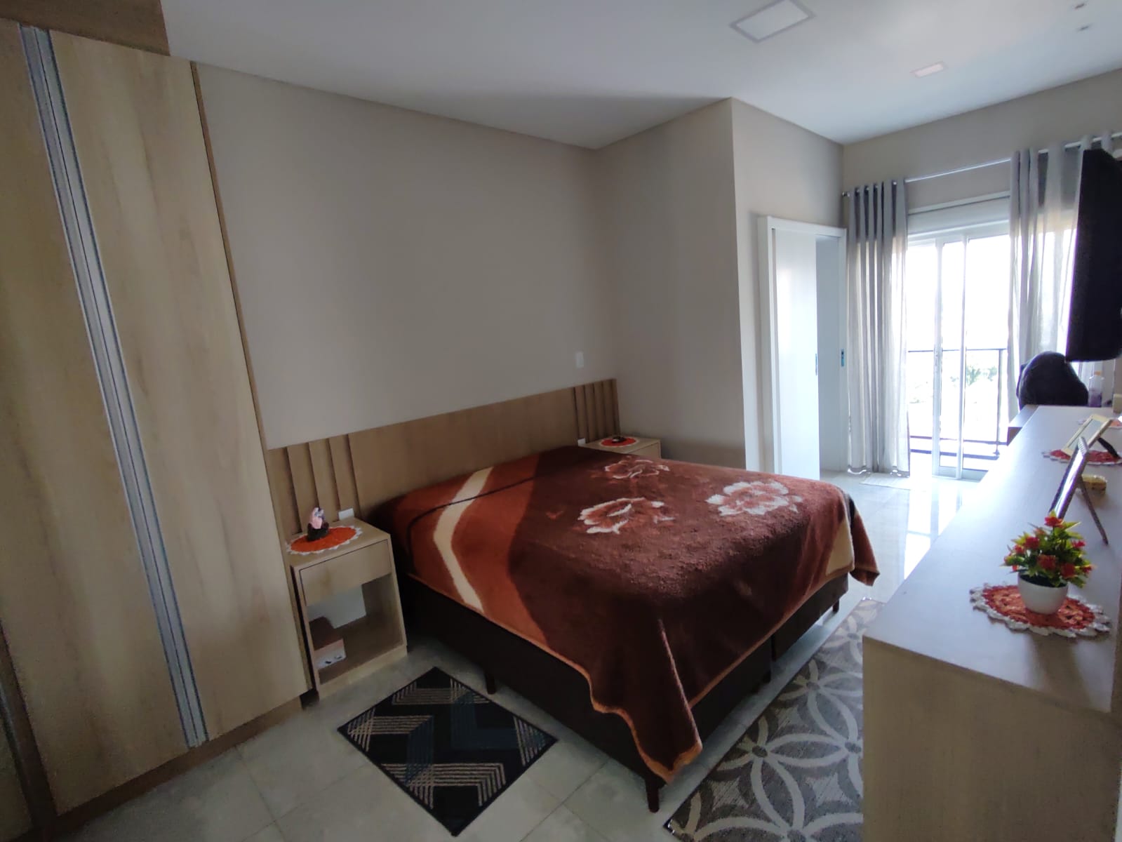 Apartamento à venda com 3 quartos, 130m² - Foto 13