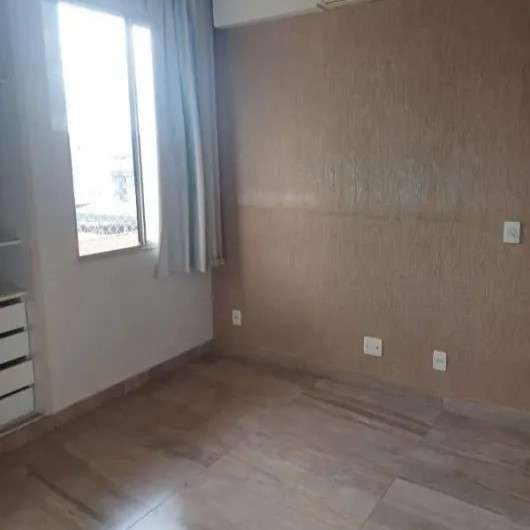 Cobertura à venda com 3 quartos, 180m² - Foto 4