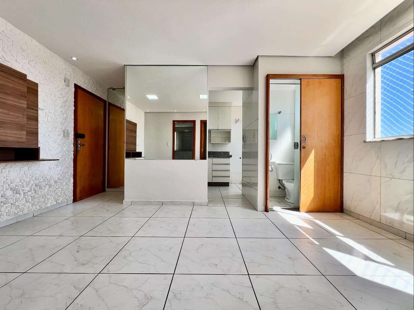 Apartamento à venda com 2 quartos, 50m² - Foto 1