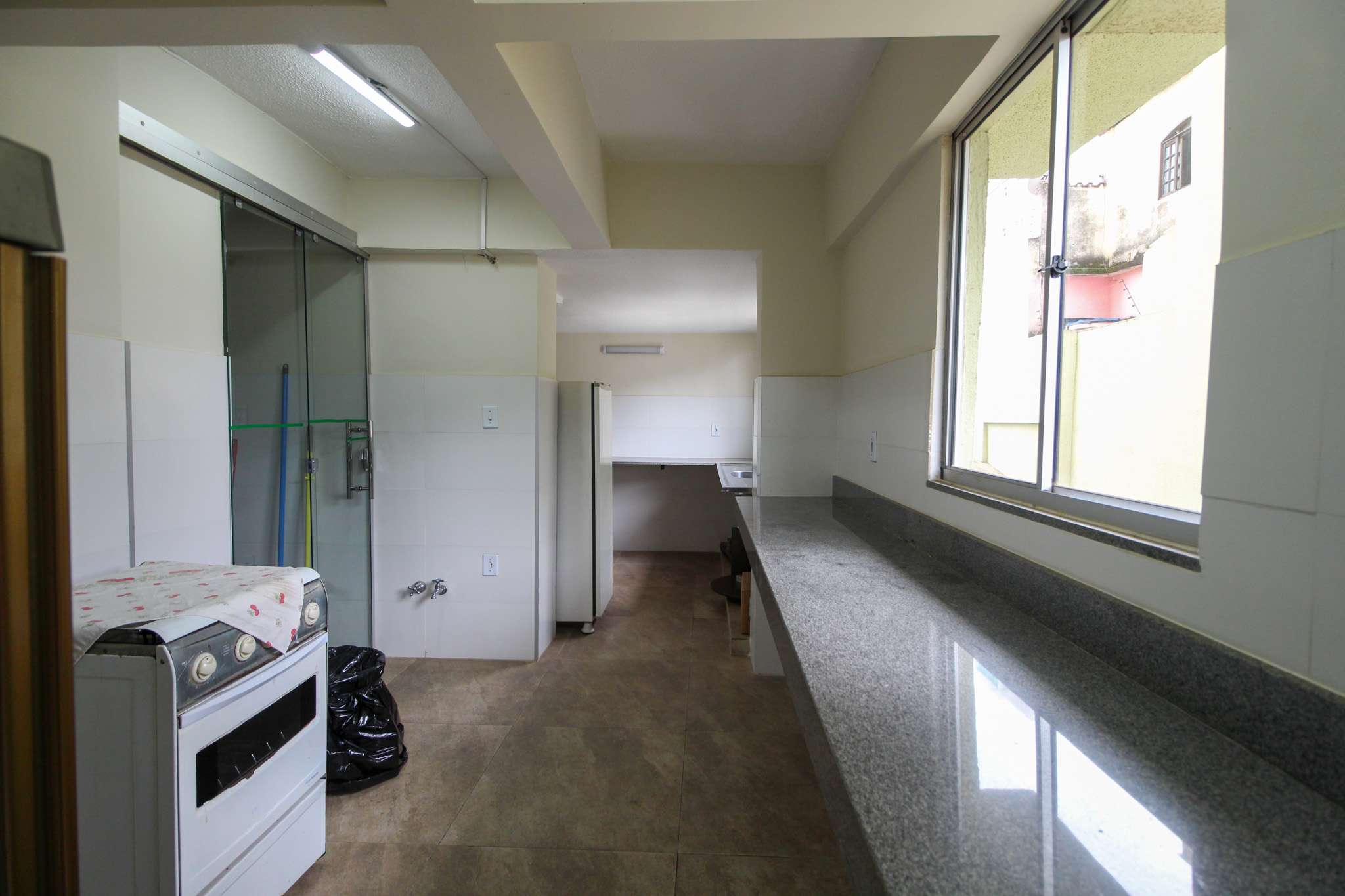 Apartamento à venda com 3 quartos, 100m² - Foto 25