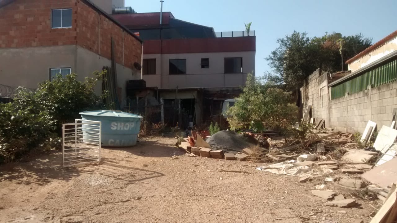 Terreno à venda, 364m² - Foto 1