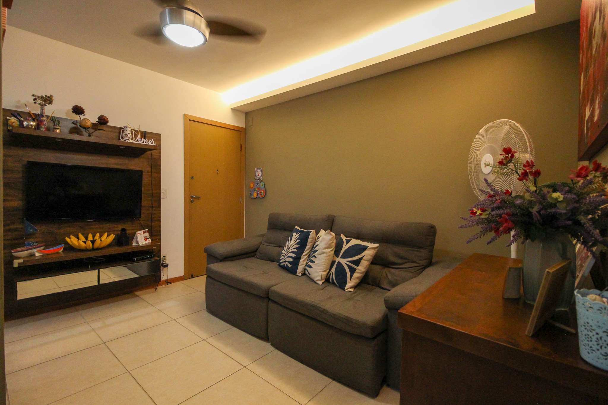 Apartamento à venda com 3 quartos, 69m² - Foto 1