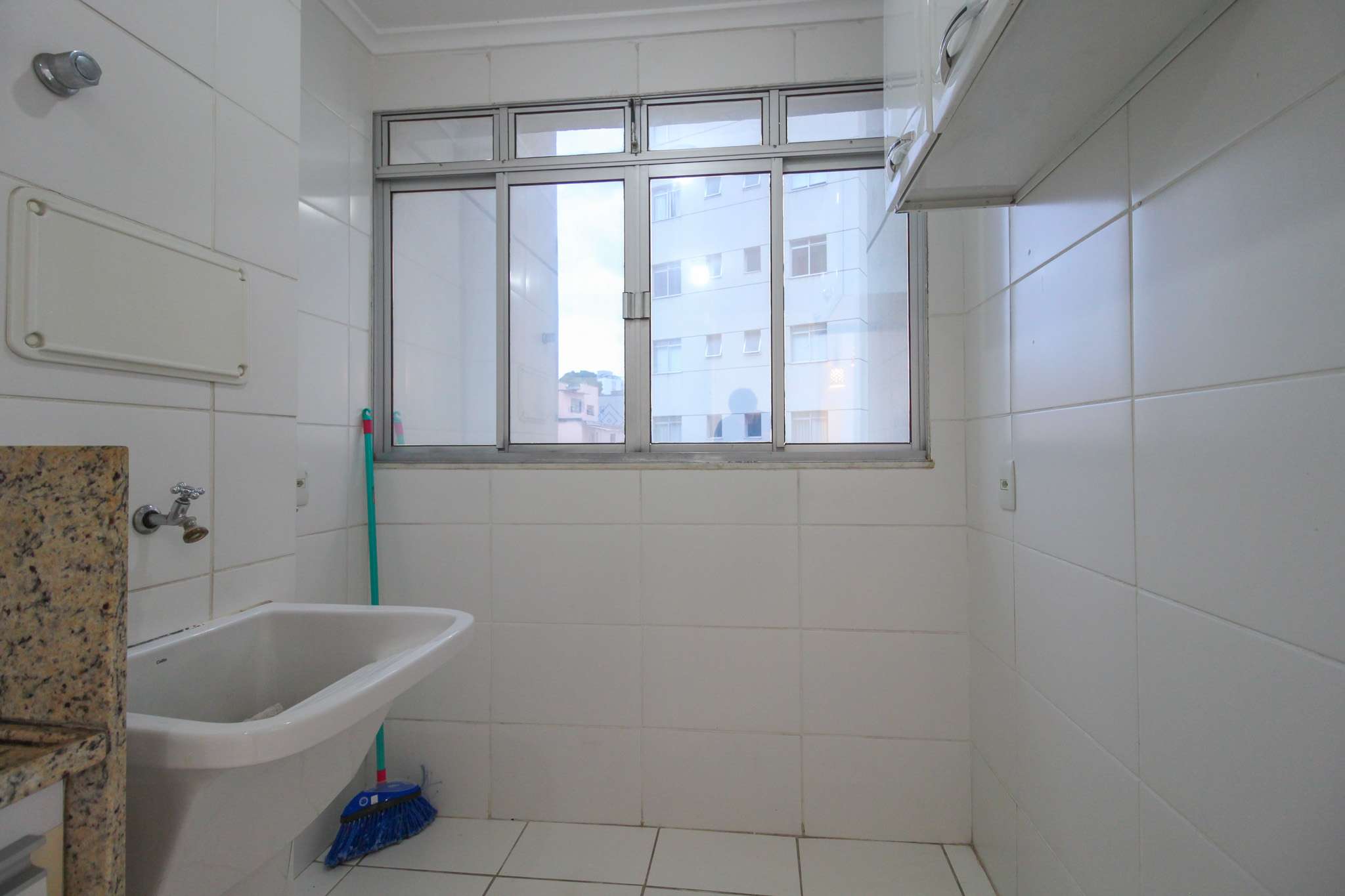 Apartamento à venda com 2 quartos, 55m² - Foto 20