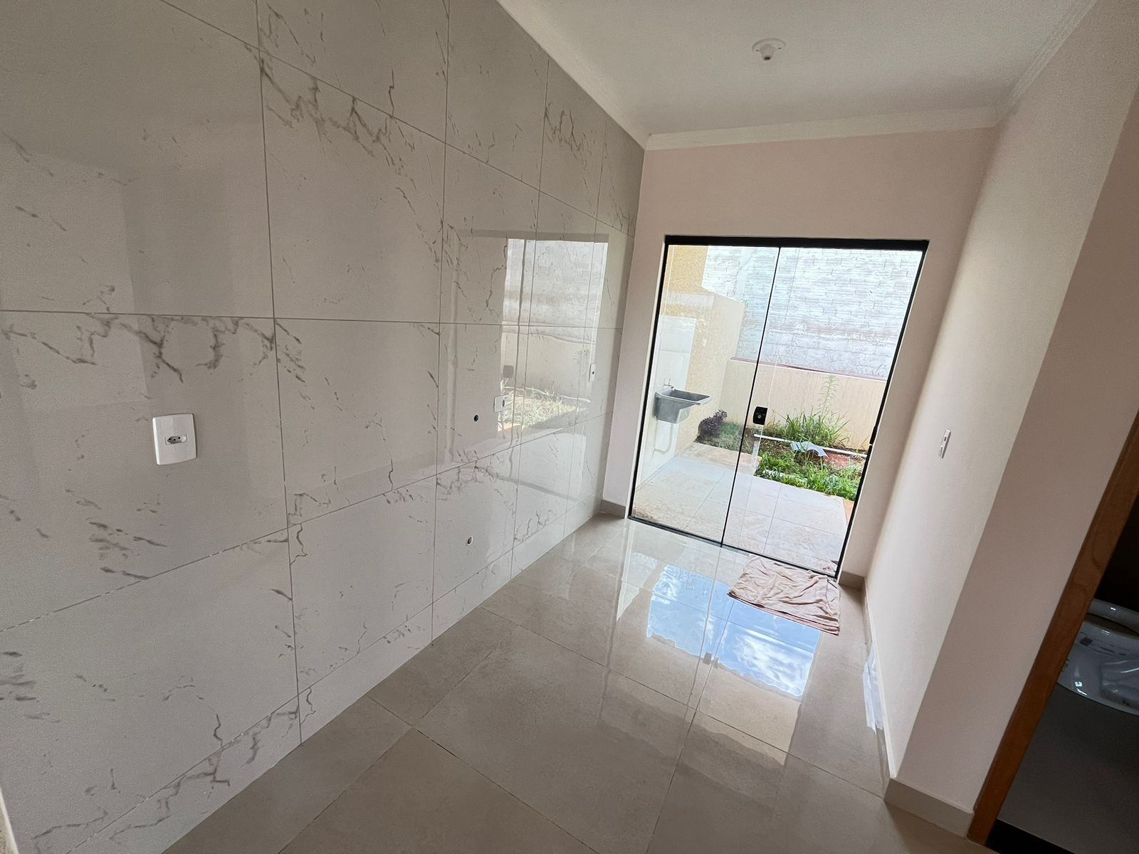 Casa à venda com 2 quartos, 60m² - Foto 6