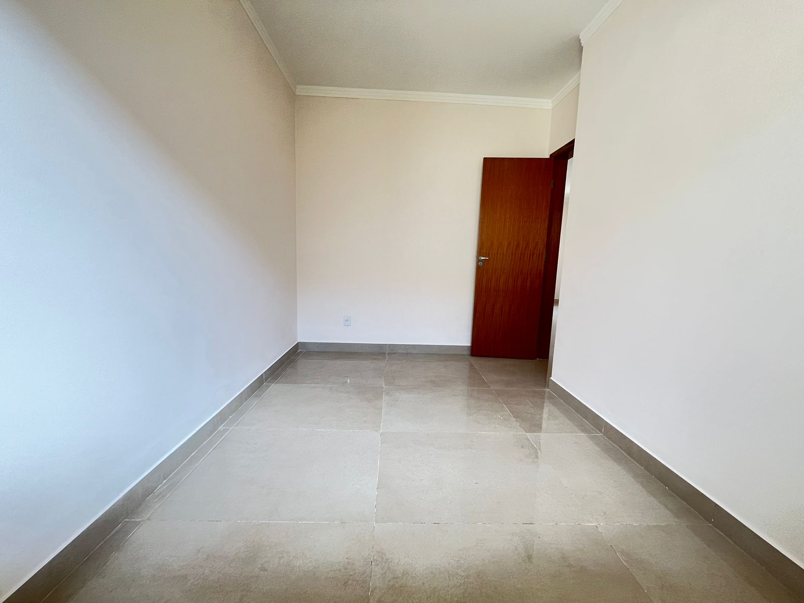 Casa à venda com 2 quartos, 60m² - Foto 11