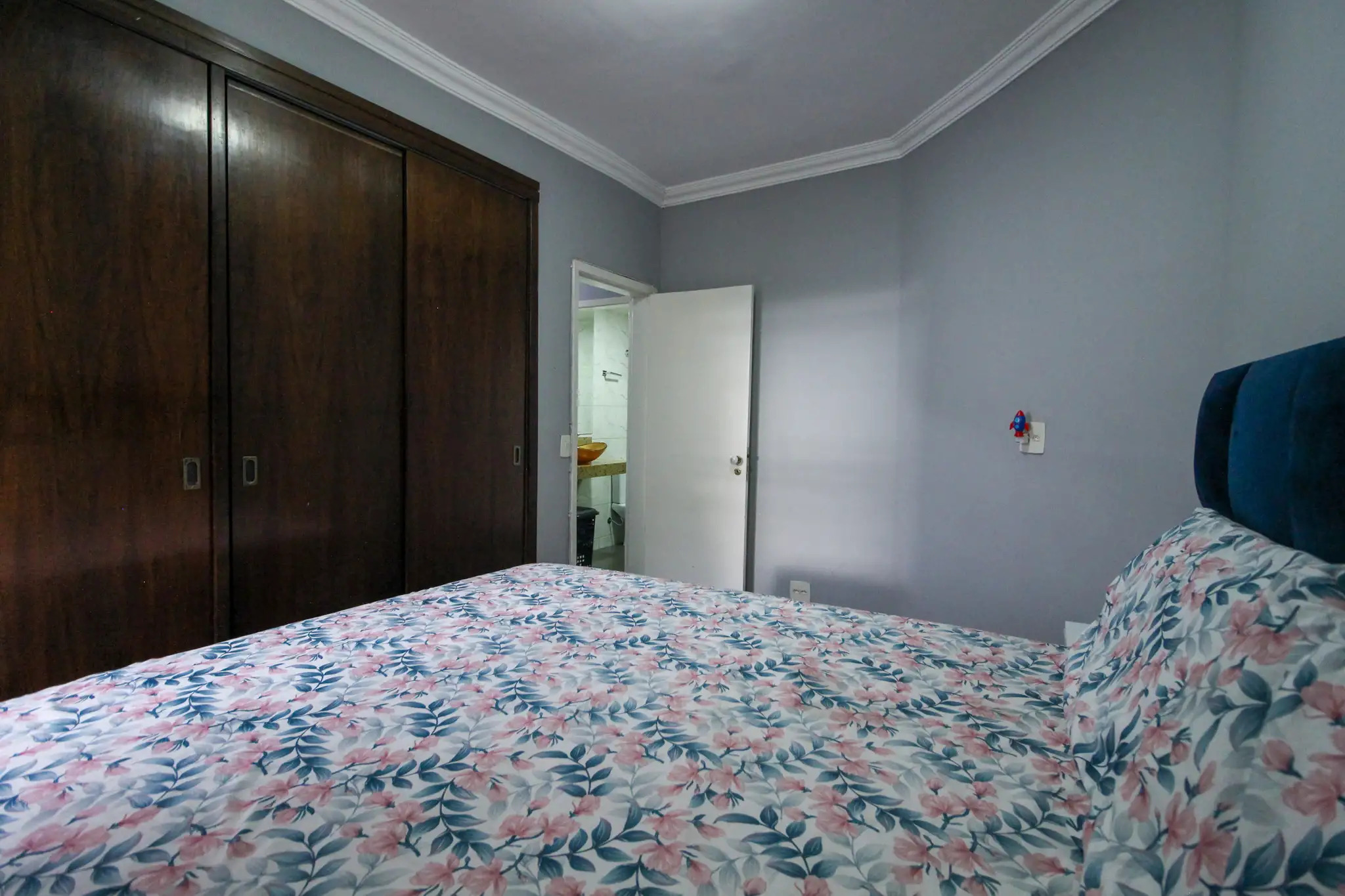 Apartamento à venda com 2 quartos, 80m² - Foto 5