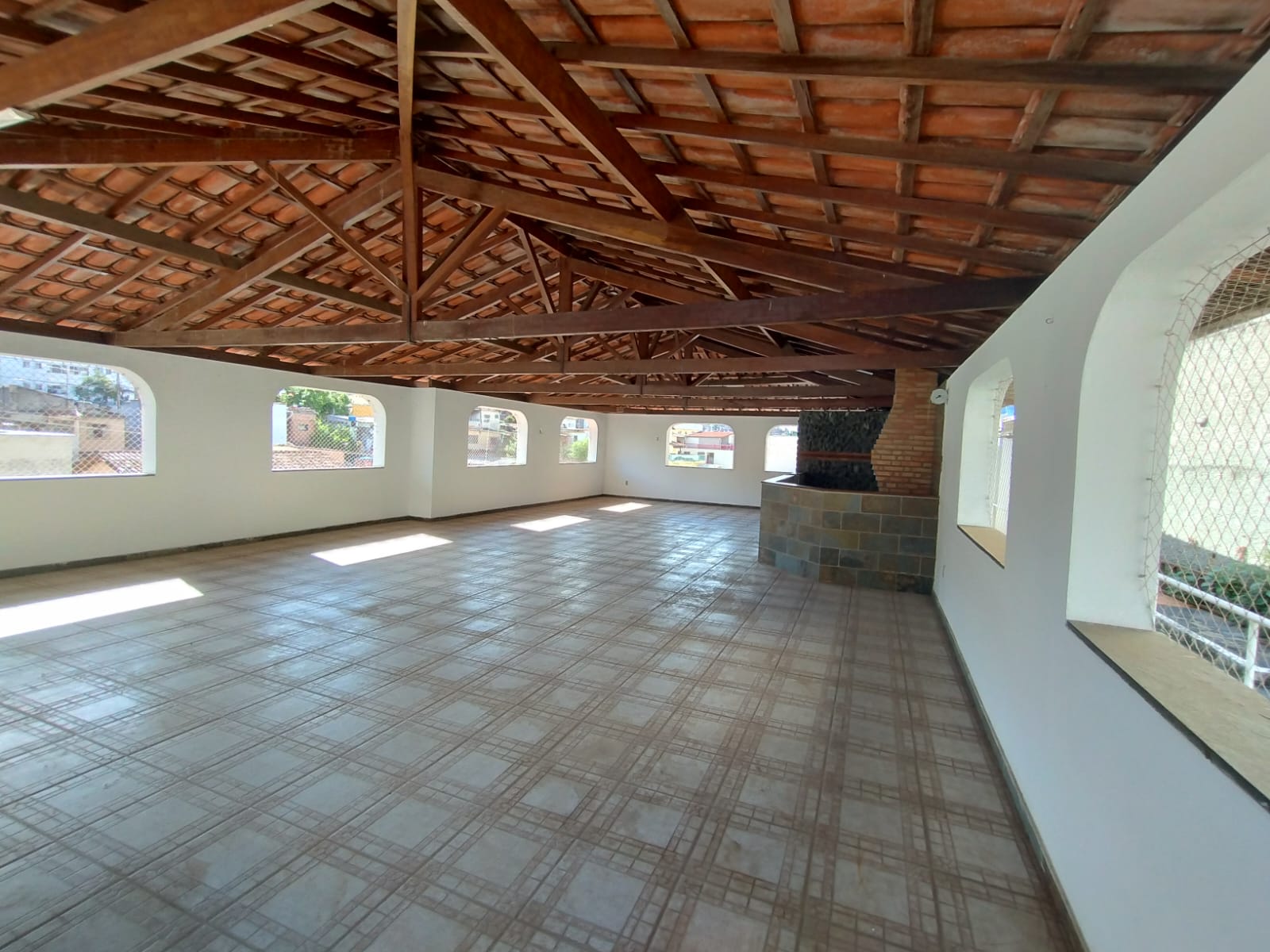 Casa para alugar com 3 quartos, 345m² - Foto 12