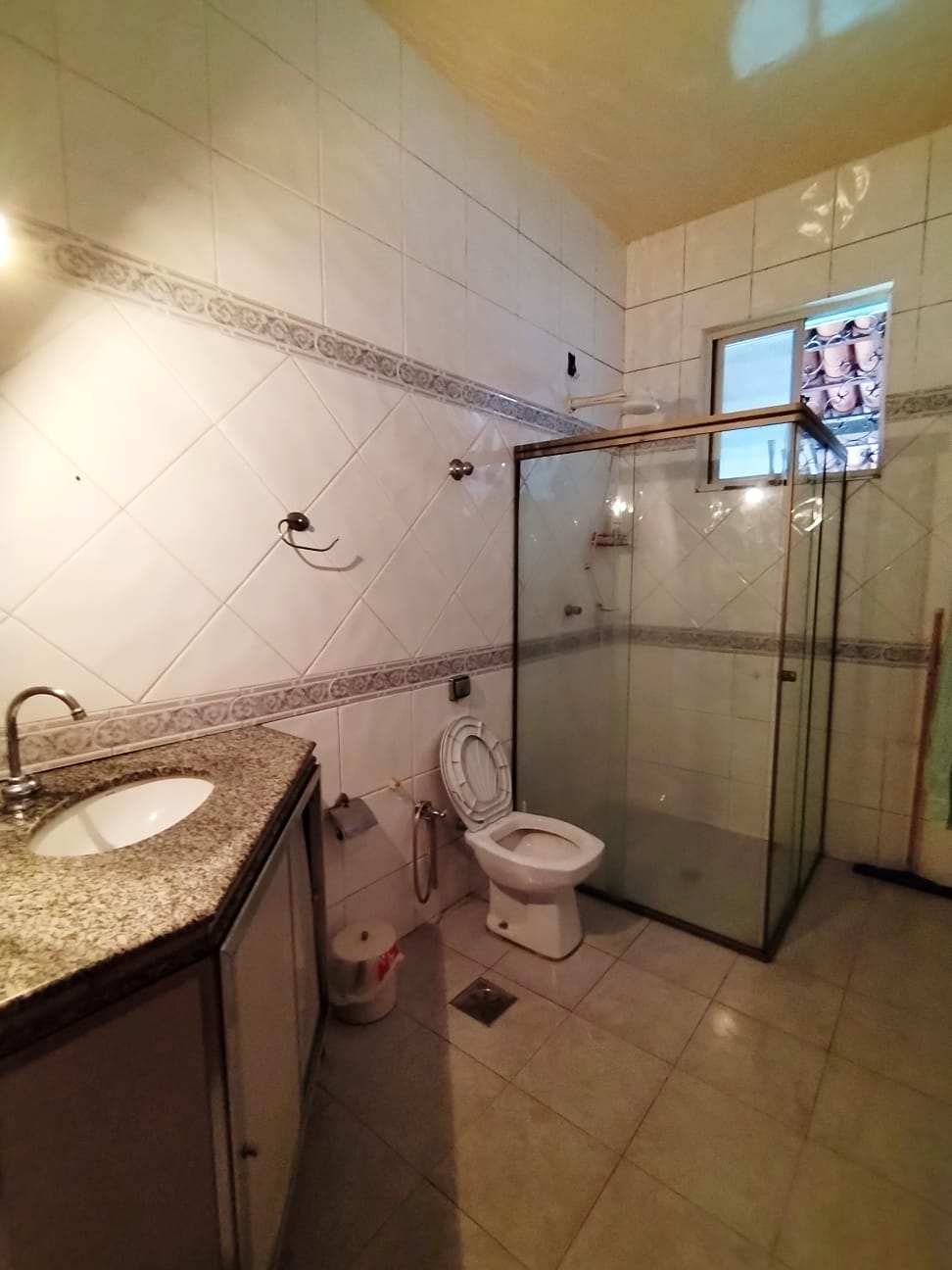 Casa à venda com 3 quartos, 239m² - Foto 8