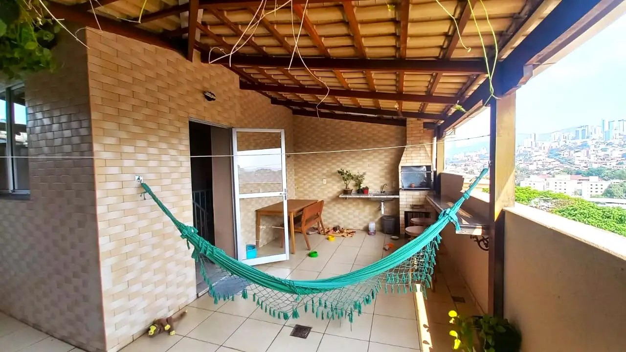 Cobertura à venda com 2 quartos, 75m² - Foto 1