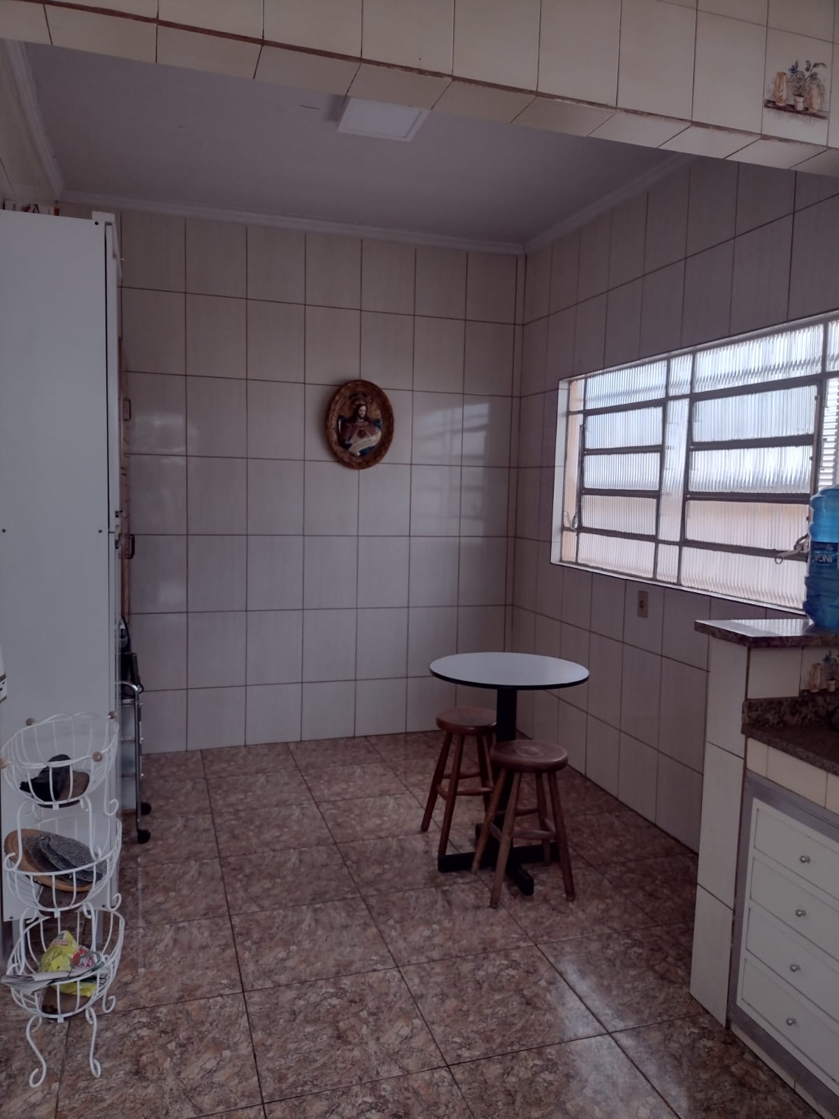 Casa à venda com 3 quartos, 300m² - Foto 4