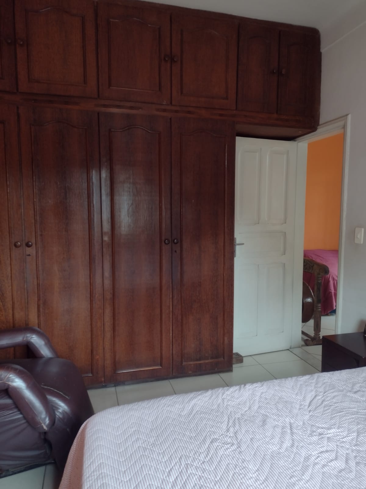 Casa à venda com 3 quartos, 300m² - Foto 10