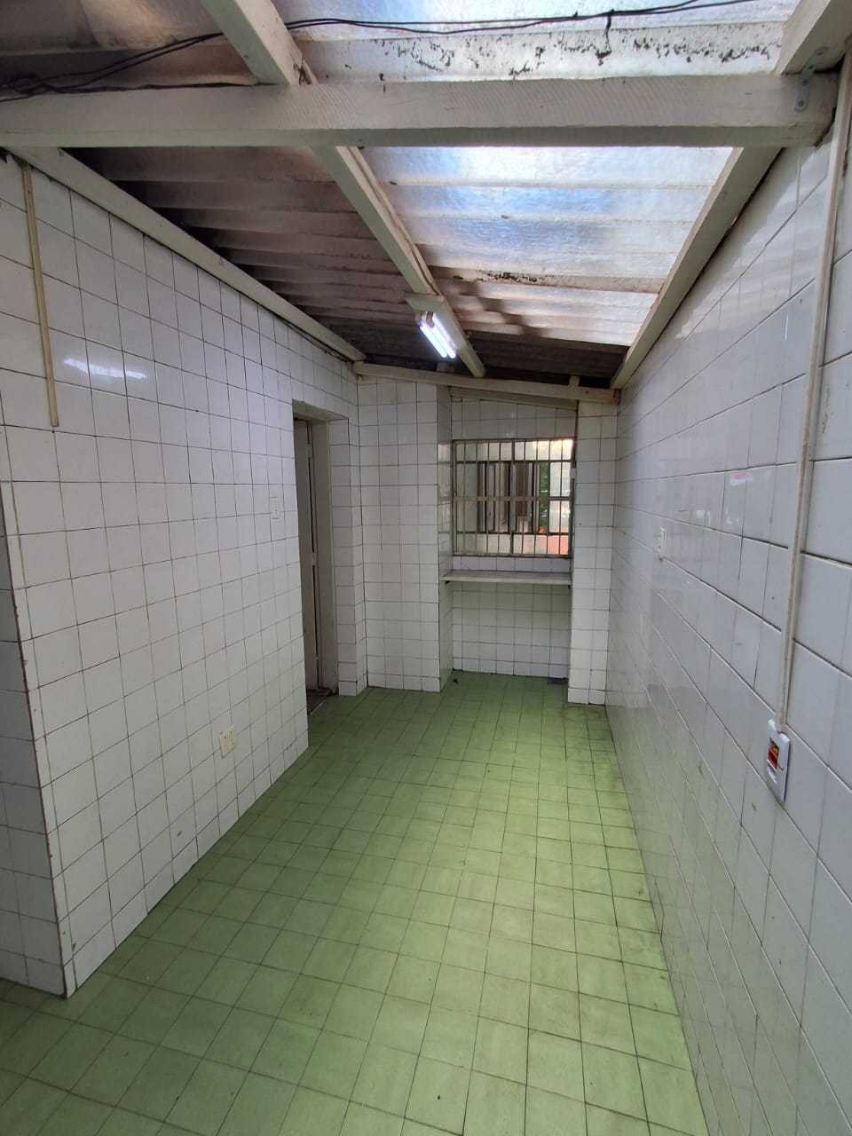 Loja-Salão para alugar com 3 quartos, 220m² - Foto 16