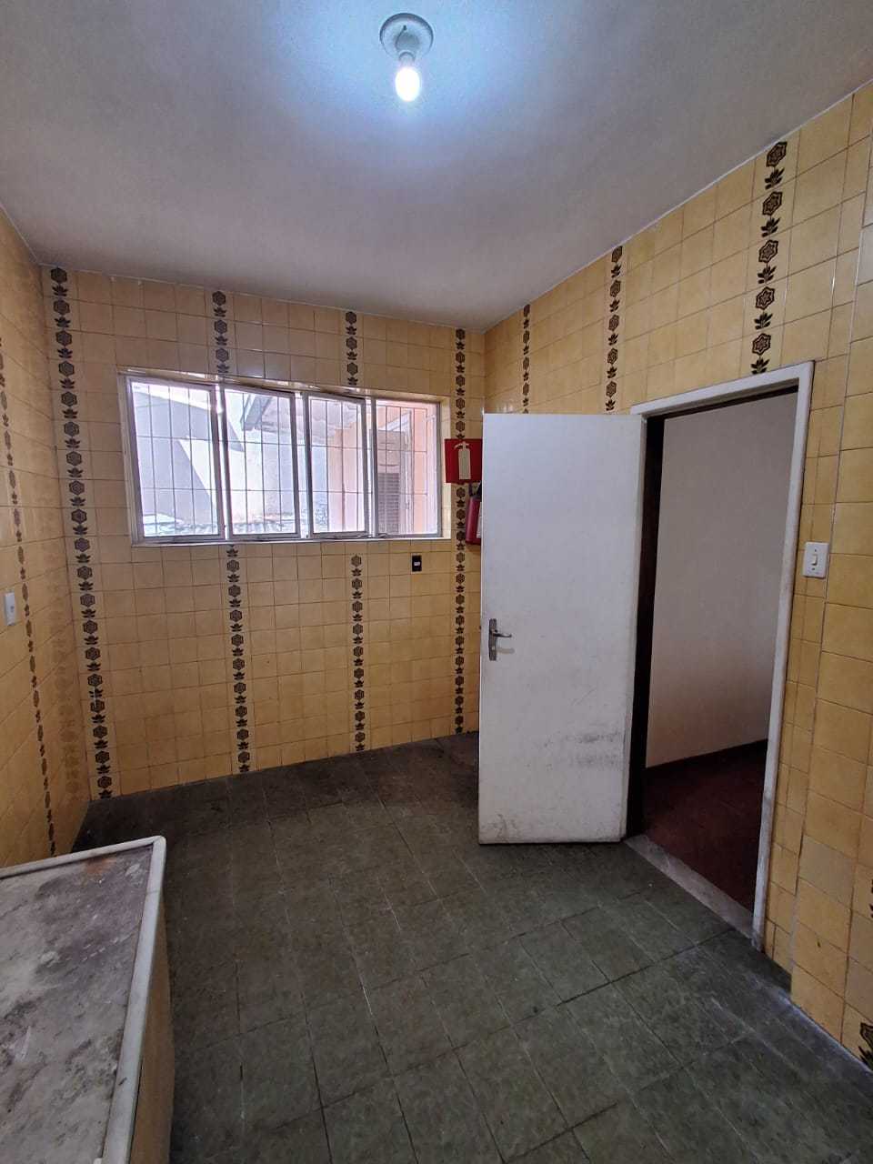 Loja-Salão para alugar com 3 quartos, 220m² - Foto 10