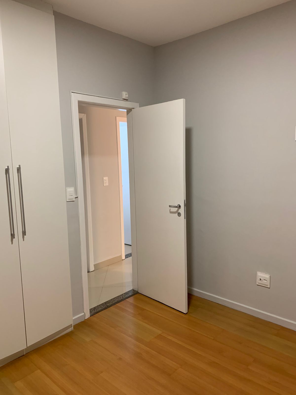 Apartamento para alugar com 2 quartos, 75m² - Foto 10