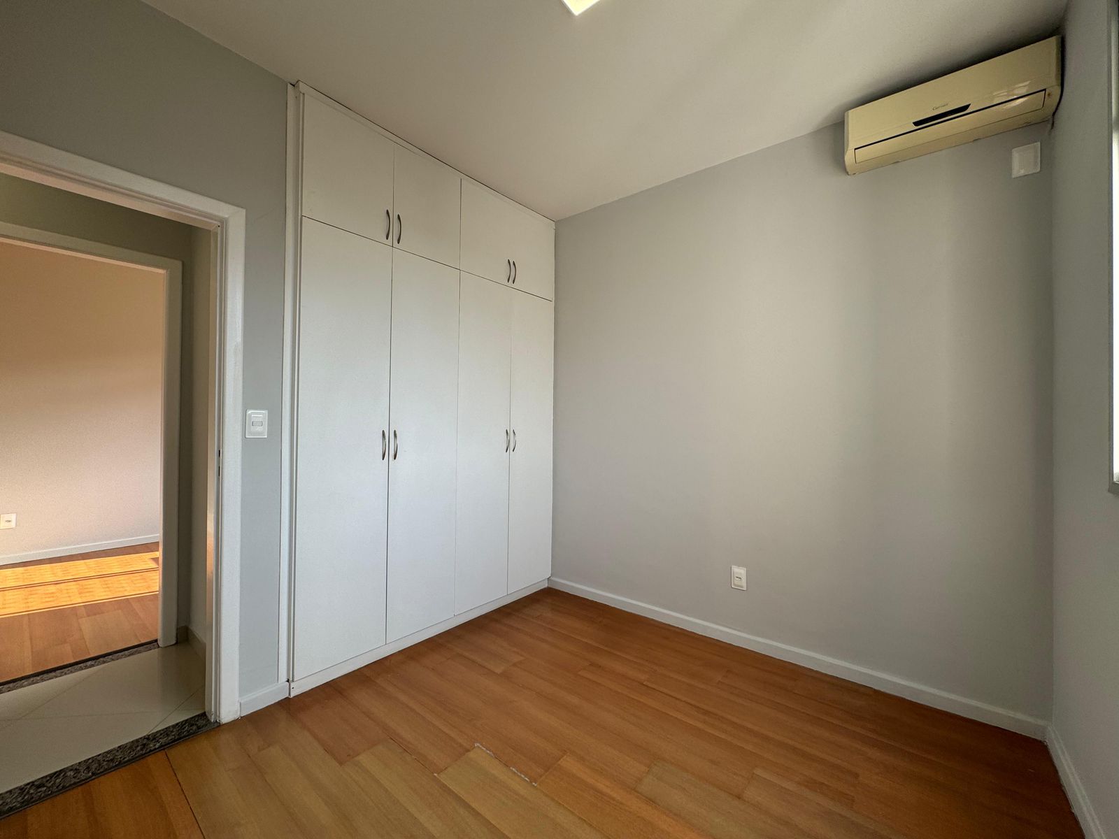 Apartamento para alugar com 2 quartos, 75m² - Foto 6