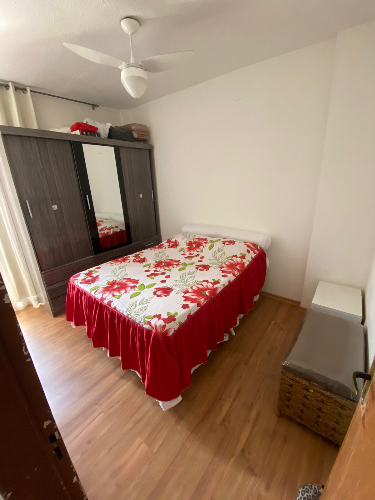 Apartamento à venda com 2 quartos, 75m² - Foto 4