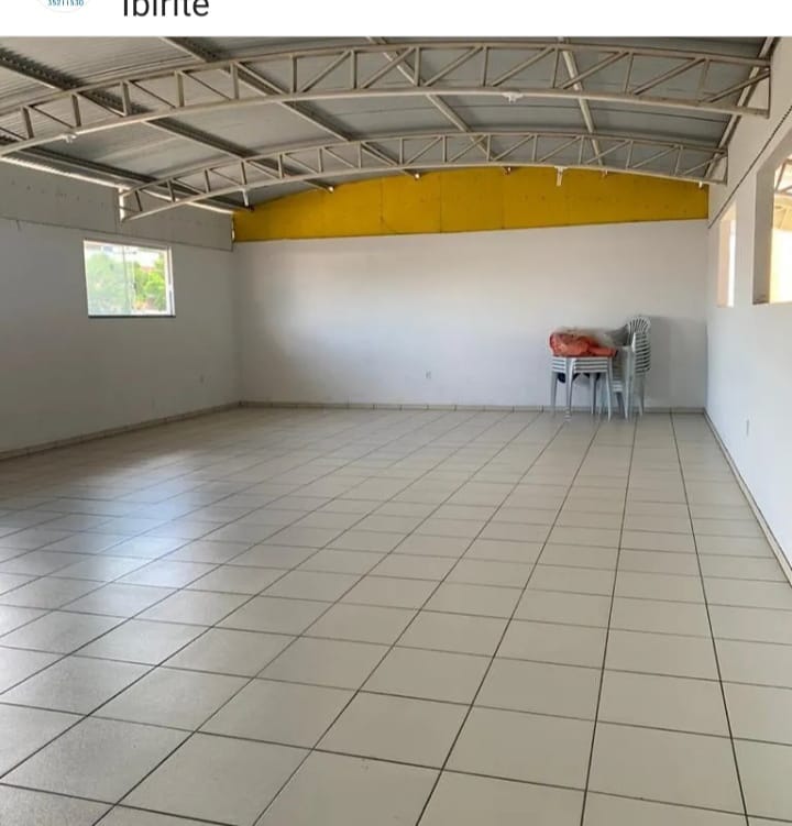 Casa à venda com 4 quartos, 400m² - Foto 2