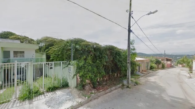 Terreno à venda, 360m² - Foto 1