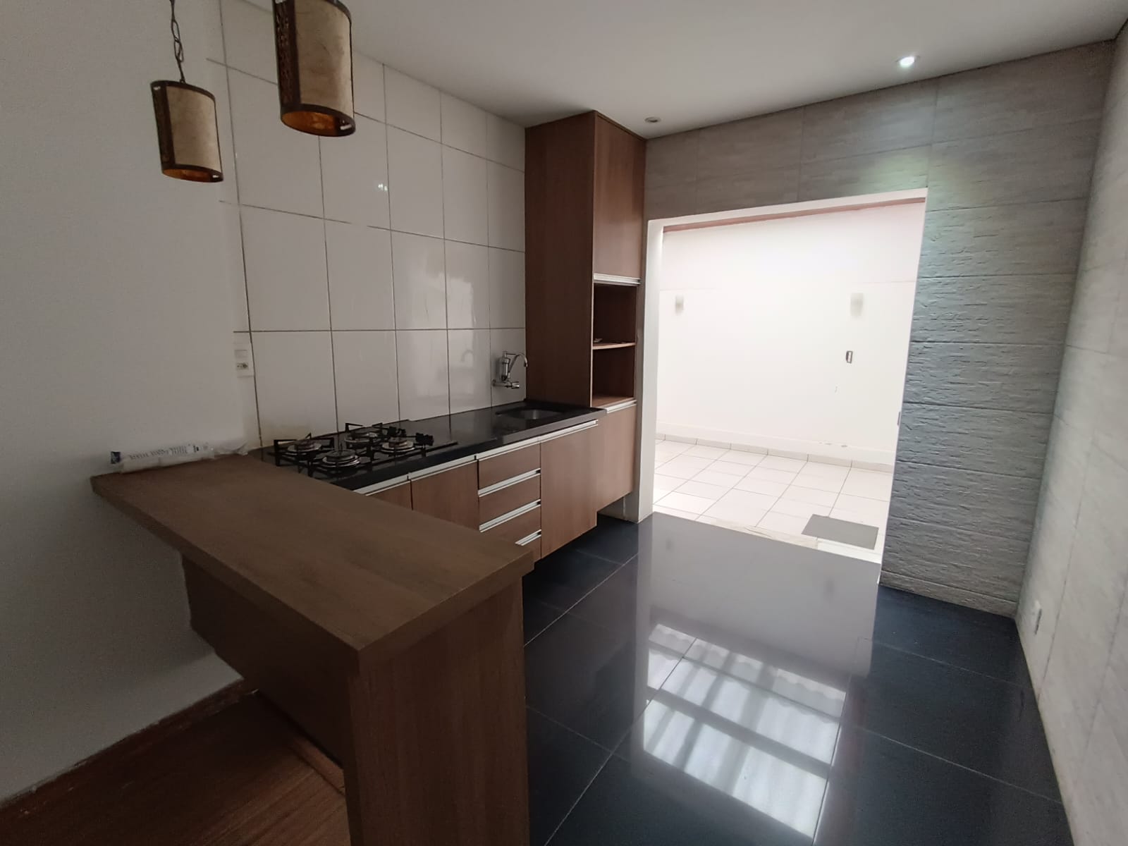 Casa à venda com 2 quartos, 90m² - Foto 13