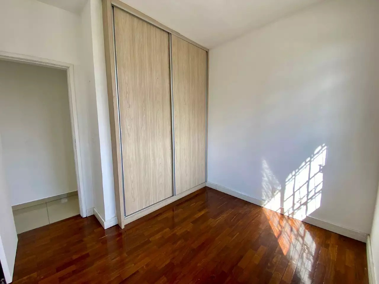 Apartamento para alugar com 3 quartos, 73m² - Foto 4