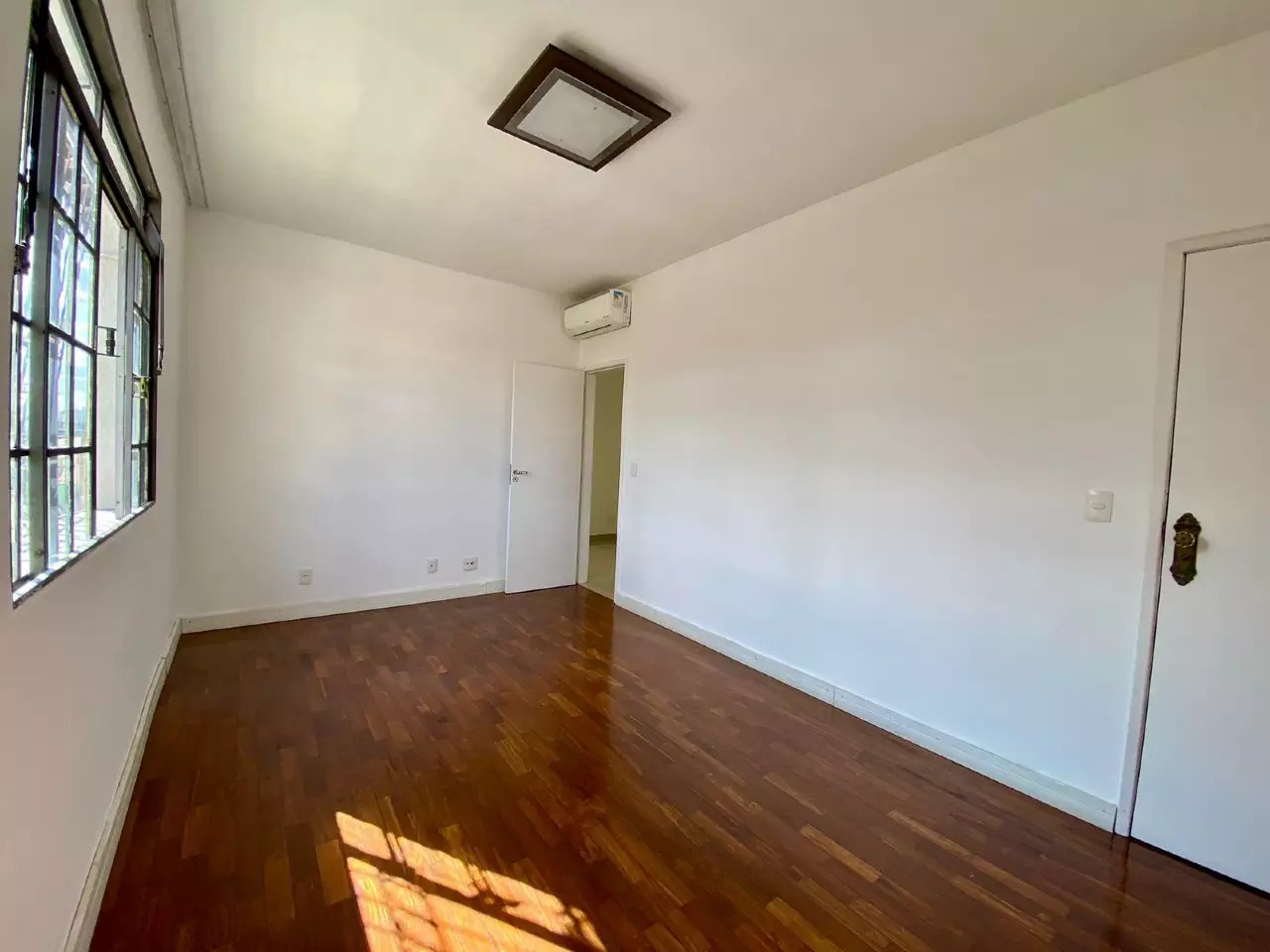 Apartamento para alugar com 3 quartos, 73m² - Foto 1