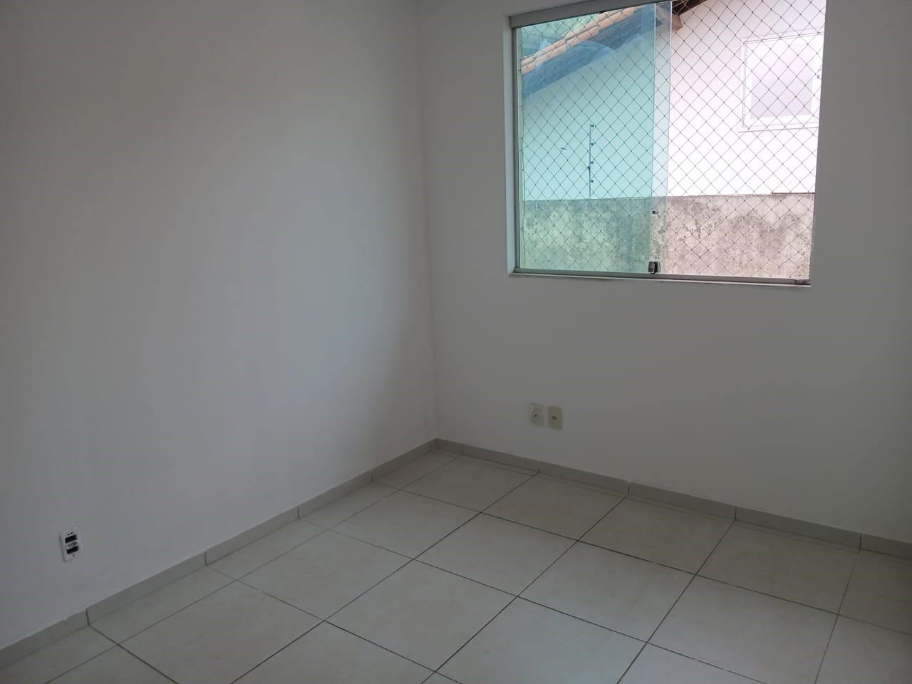 Casa à venda com 2 quartos, 70m² - Foto 14