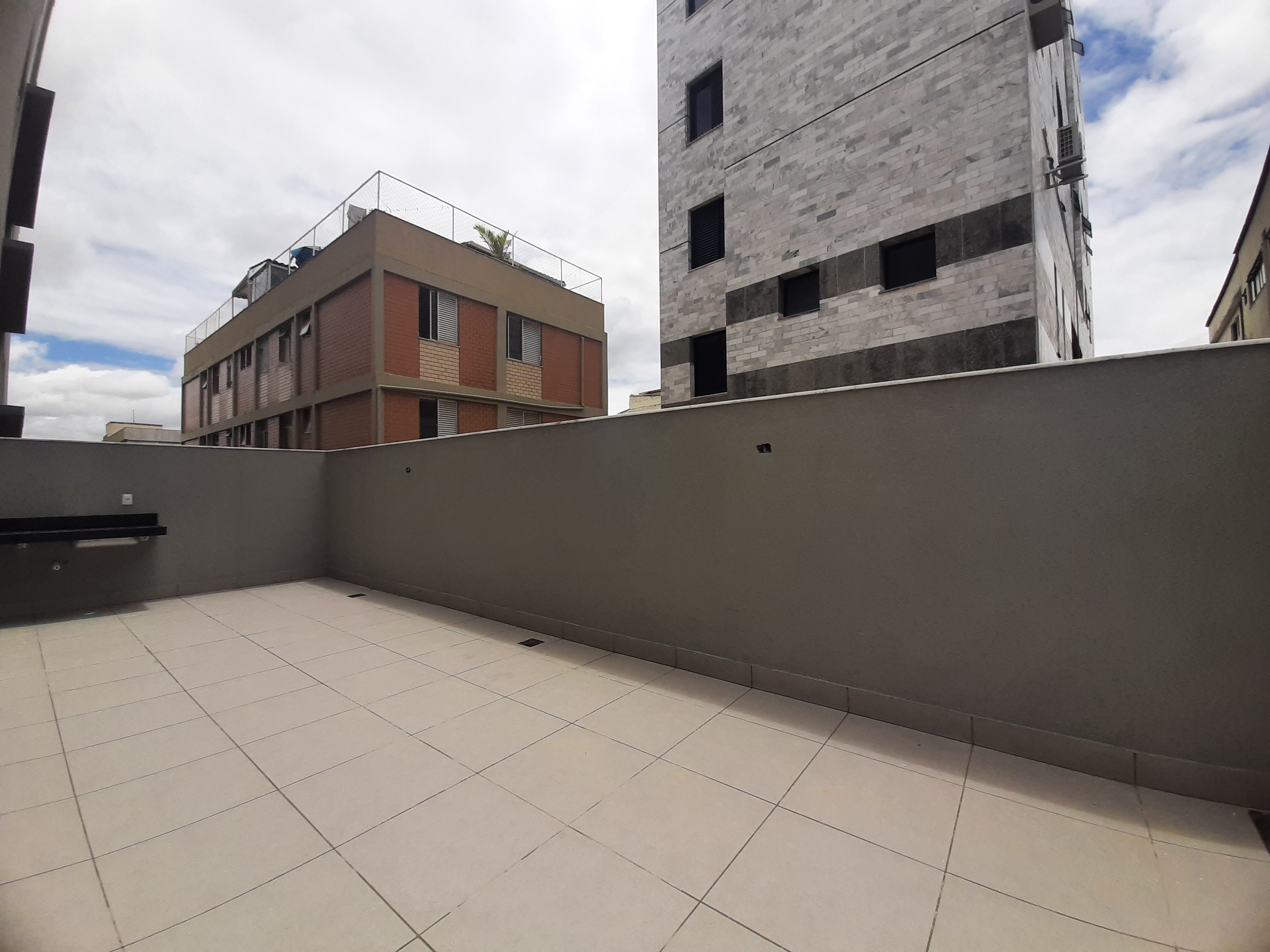 Apartamento à venda com 2 quartos, 67m² - Foto 12