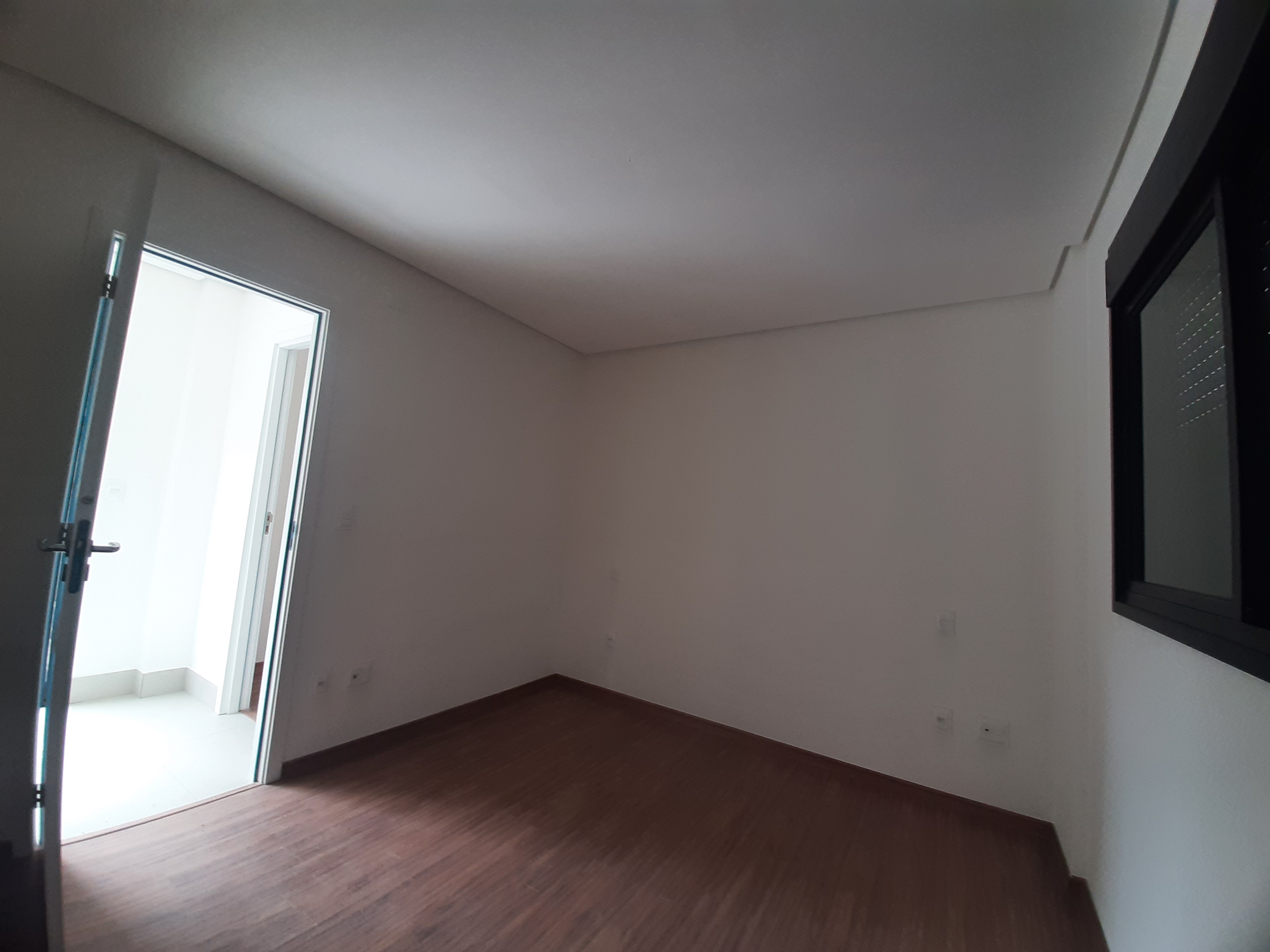 Apartamento à venda com 2 quartos, 67m² - Foto 10