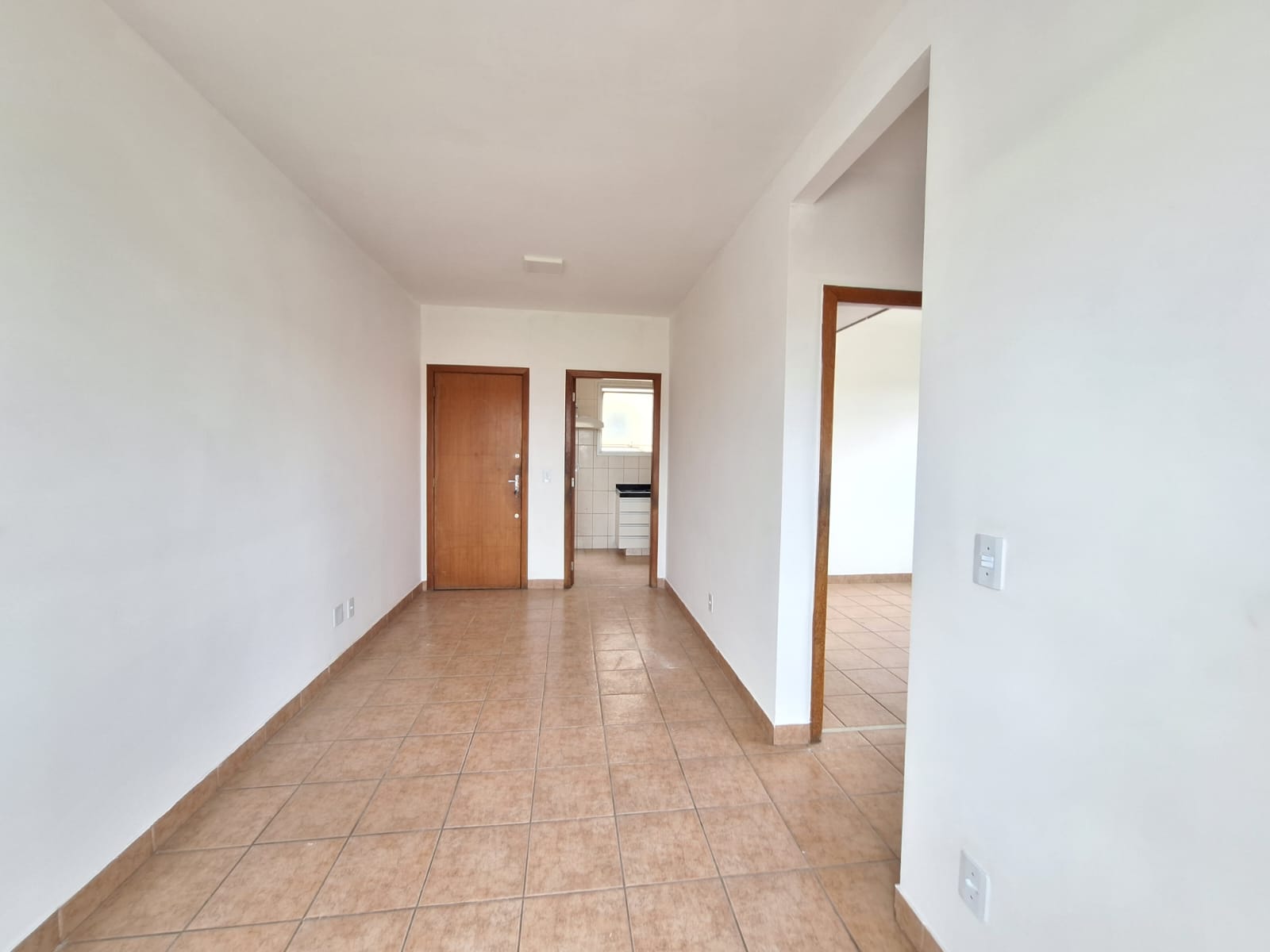 Apartamento para alugar com 2 quartos, 45m² - Foto 2