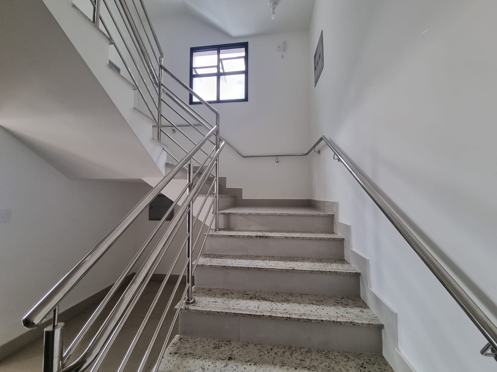 Apartamento à venda com 3 quartos, 95m² - Foto 20