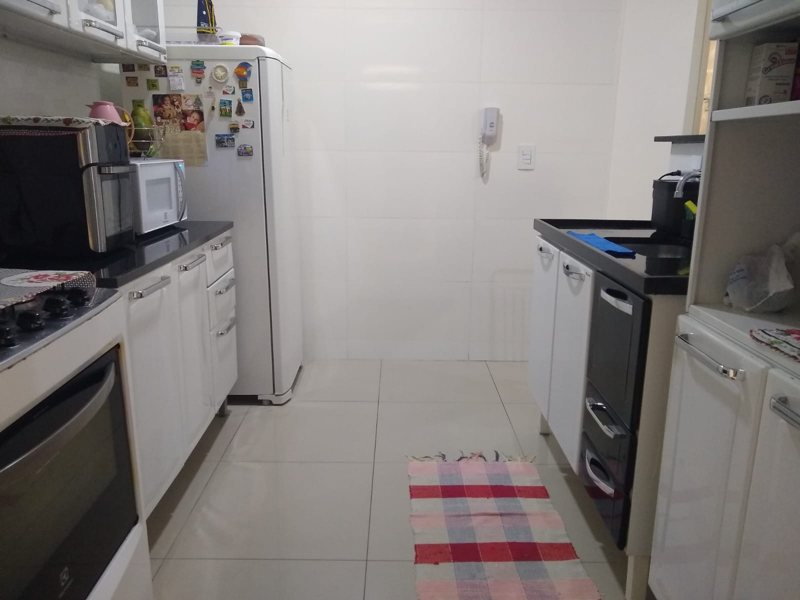 Apartamento à venda com 2 quartos, 75m² - Foto 7