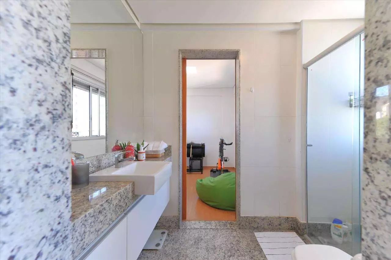 Apartamento à venda com 3 quartos, 86m² - Foto 15