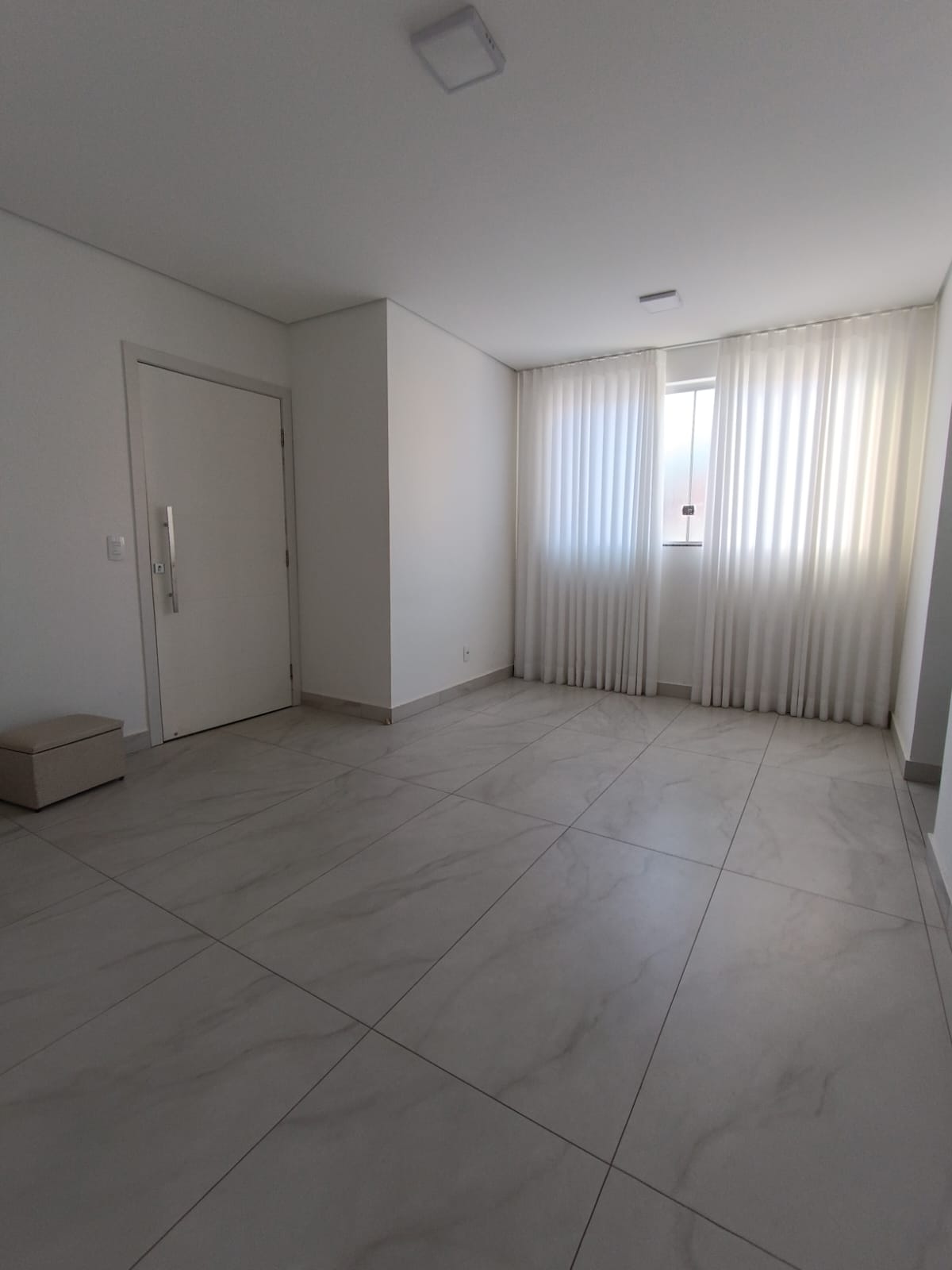 Apartamento à venda com 2 quartos, 70m² - Foto 6