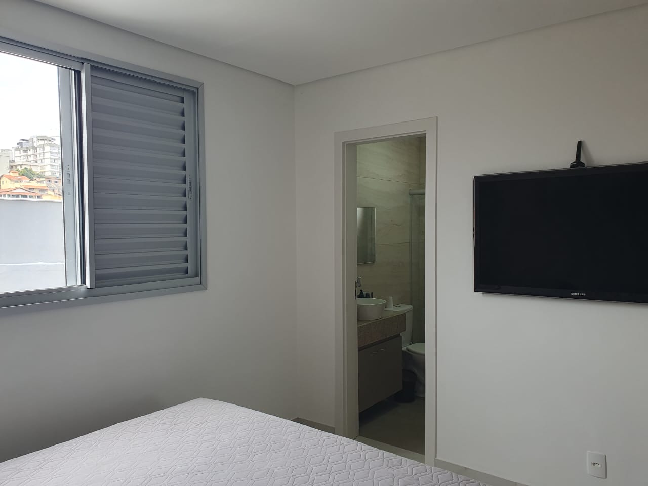 Apartamento à venda com 2 quartos, 70m² - Foto 18