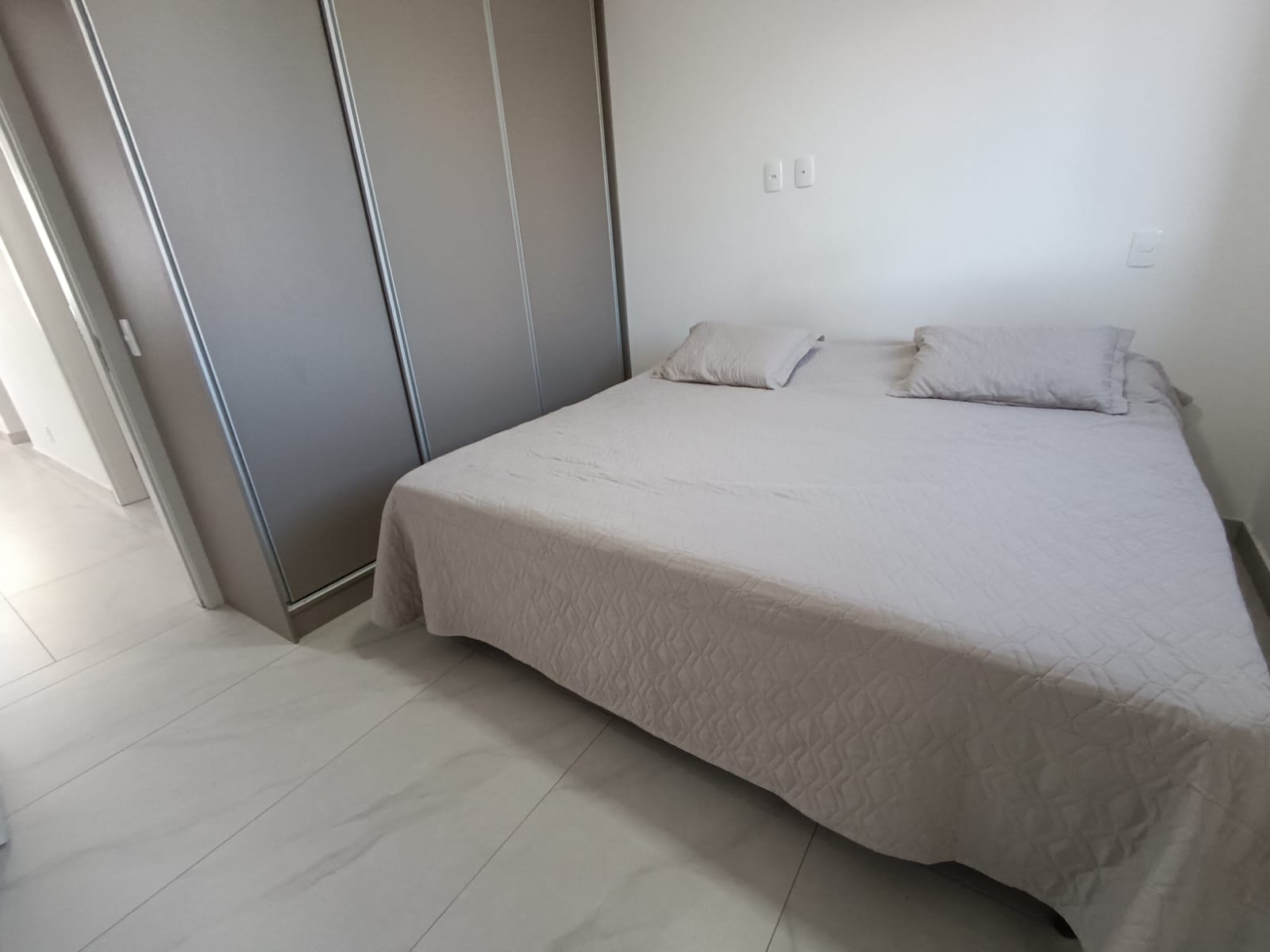 Apartamento à venda com 2 quartos, 70m² - Foto 17