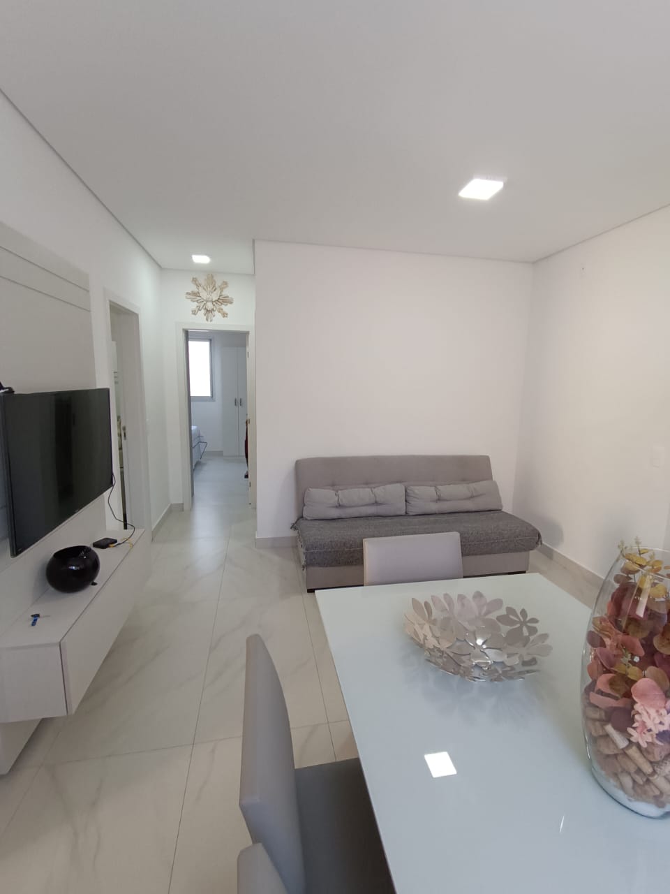 Apartamento à venda com 2 quartos, 90m² - Foto 3