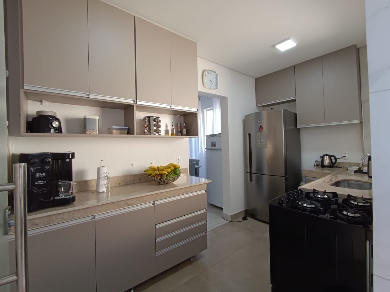 Apartamento à venda com 2 quartos, 90m² - Foto 18