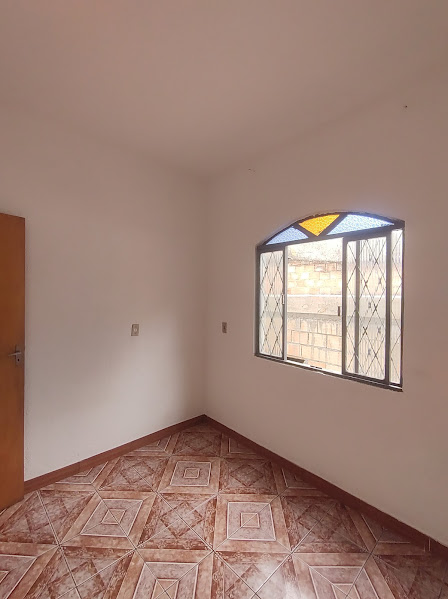 Casa para alugar com 3 quartos, 90m² - Foto 21