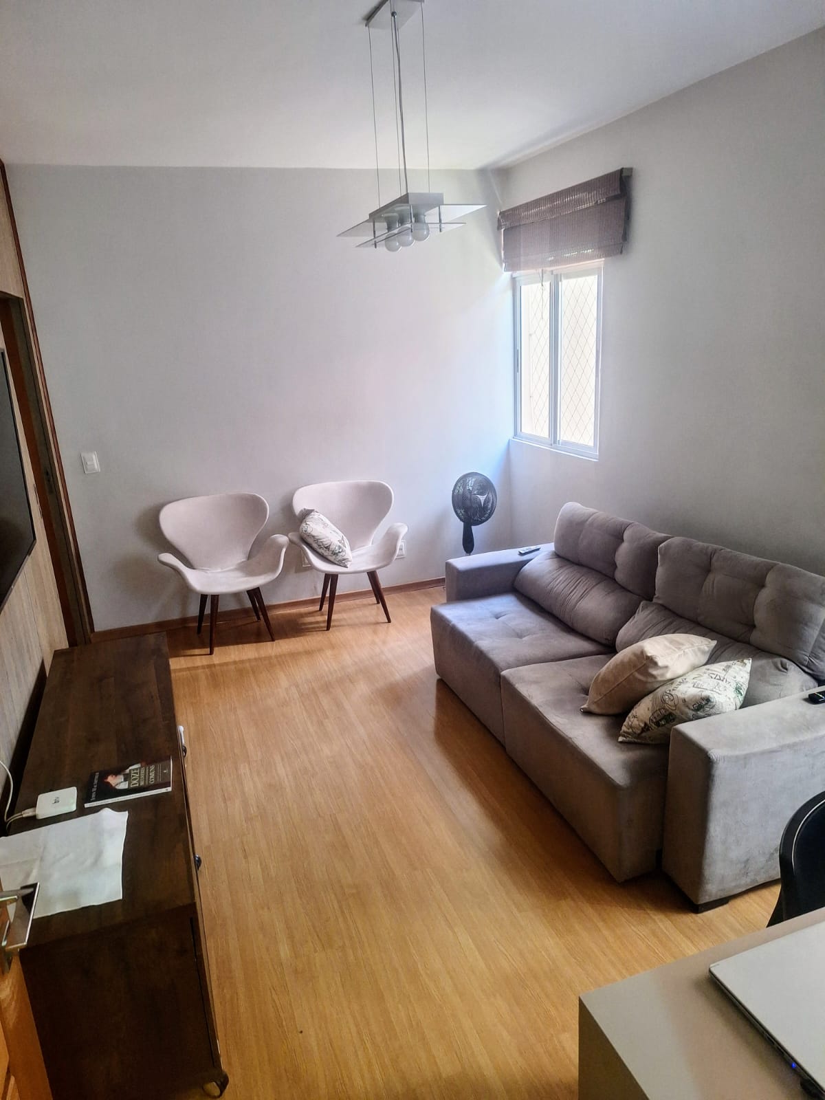 Apartamento à venda com 3 quartos, 110m² - Foto 2