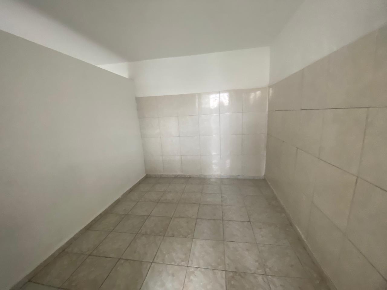 Casa para alugar com 2 quartos, 50m² - Foto 8