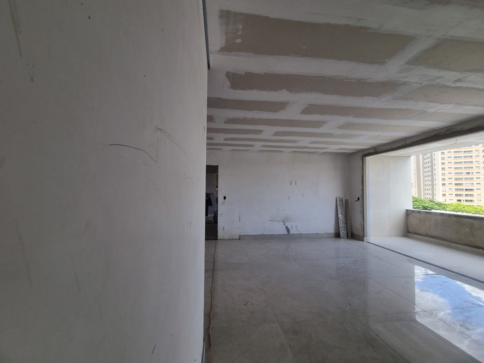 Apartamento à venda com 3 quartos, 96m² - Foto 21