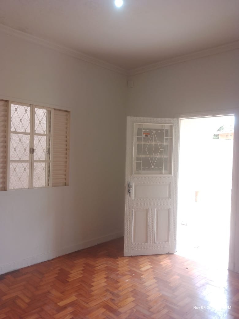 Loja-Salão para alugar com 3 quartos, 189m² - Foto 8