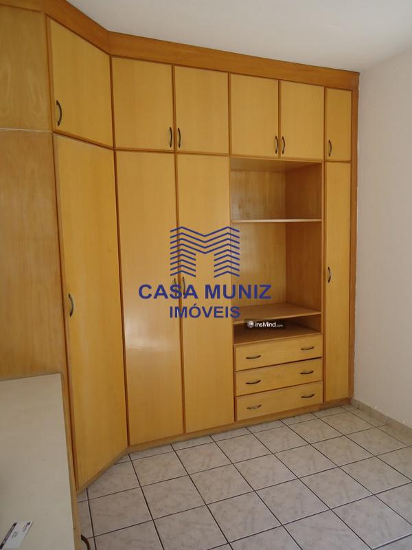 Casa à venda com 3 quartos, 372m² - Foto 17