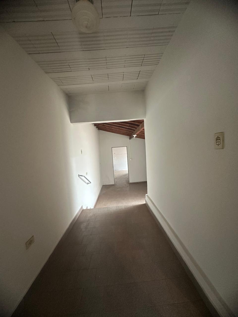 Casa para alugar com 7 quartos, 146m² - Foto 10