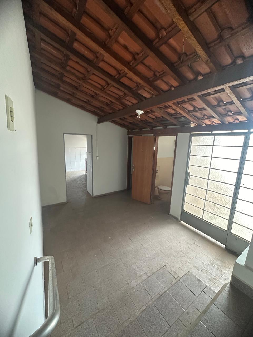 Casa para alugar com 7 quartos, 146m² - Foto 11